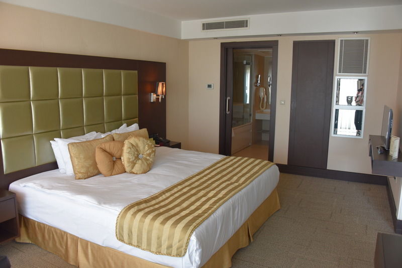 Ege Hotel 4*