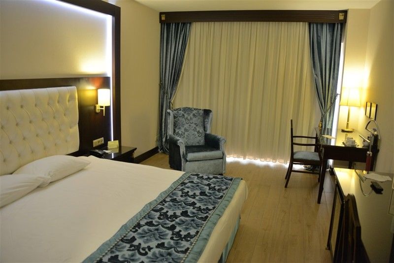 Ege Hotel